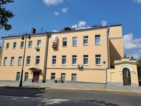 Подворью Пюхтицкого монастыря в Москве передали здание приходского дома