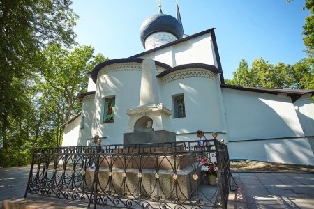 В Святогорском монастыре отметили 225-ю годовщину со дня рождения Александра Сергеевича Пушкина