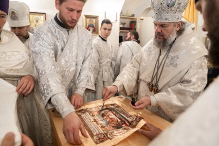 В Твери освятили пещерный храм