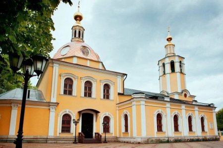 При московском храме Всех святых на Соколе открыли клуб трезвости для семей участников СВО