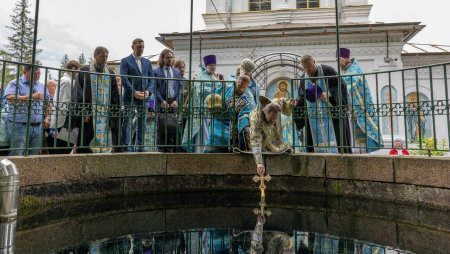 В Тверской епархии освятили воды Оковецкого ключа в честь 485-летия возвращения Оковецкой (Ржевской) иконы Божией Матери