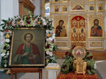 Церковь празднует память святого целителя Пантелеимона