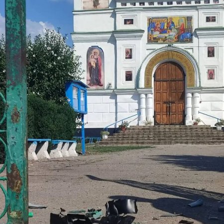 Дрон ВСУ врезался в ворота храма в Запорожской области