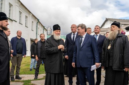 Патриарх Кирилл ознакомился с ходом ремонтно-реставрационных работ в Соловецком монастыре