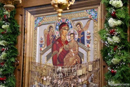 Сегодня Церковь отмечает праздник в честь иконы Богородицы «Всецарица» («Пантанасса»)