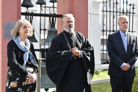 В 25-ю годовщину терактов в США на московском подворье Православной Церкви в Америке прошло заупокойное богослужение