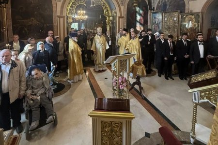 Учащиеся и преподаватели духовной семинарии в Сремских Карловцах посетили ряд московских монастырей и приходов